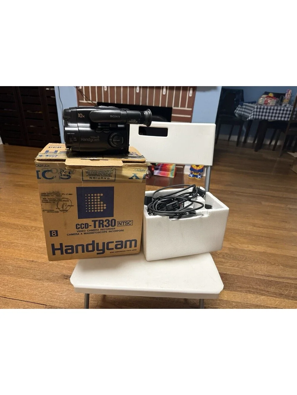 Vintage Sony Handycam CCD-TR30 Video 8mm Camcorder W/ Box , Working